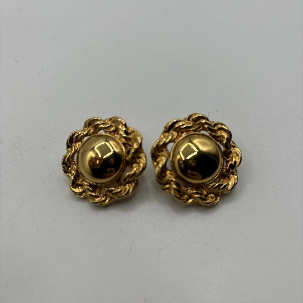 Signed Monet Gold Tone‎ Twisted Rope Comfort Clip On Dome Earrings